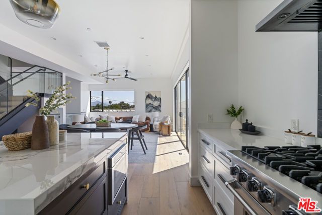 3223 Rowena Avenue, Los Angeles, CA 90027