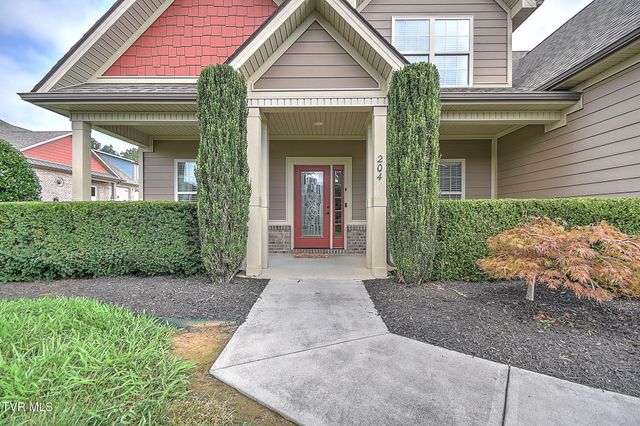 204 West Hawthorne Court, Greeneville, TN 37745