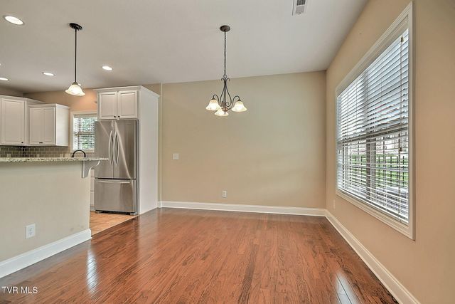 204 West Hawthorne Court, Greeneville, TN 37745