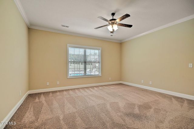 204 West Hawthorne Court, Greeneville, TN 37745