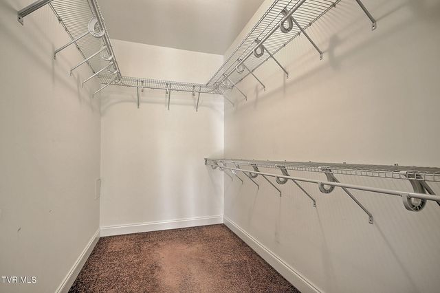 204 West Hawthorne Court, Greeneville, TN 37745