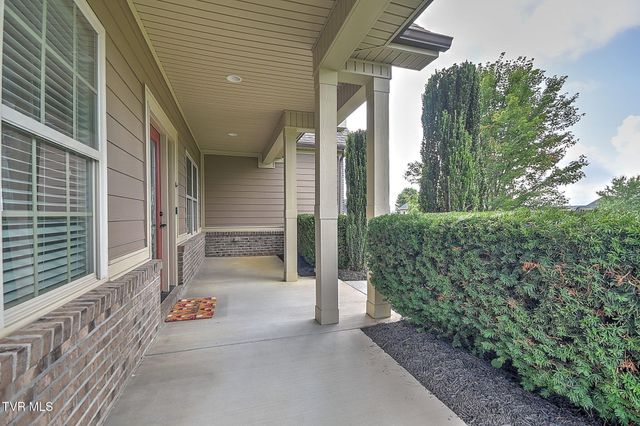 204 West Hawthorne Court, Greeneville, TN 37745
