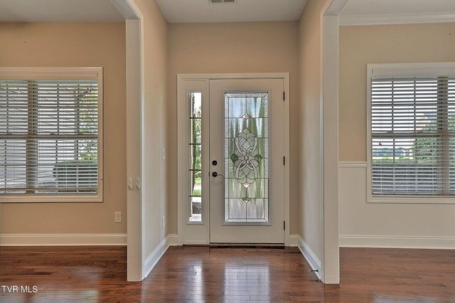 204 West Hawthorne Court, Greeneville, TN 37745