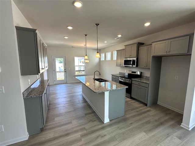 71 Professional Place, Calhoun, GA 30701