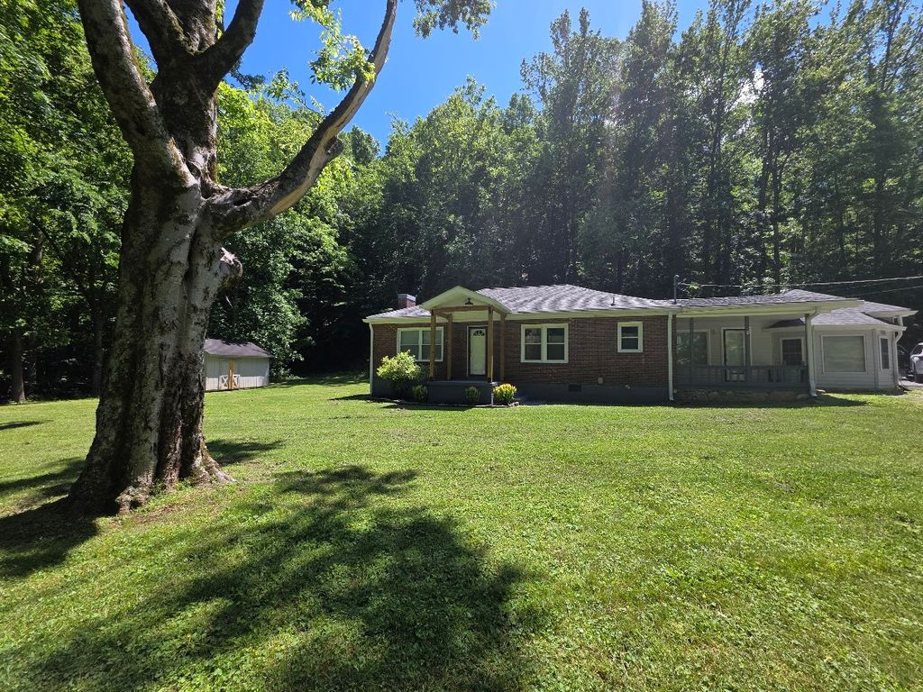 4479 Stenberg Rd, Whites Creek, TN 37189