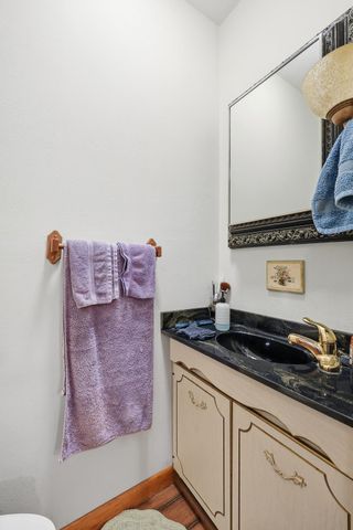 70 Pineview Drive, Huntington, WV 25705