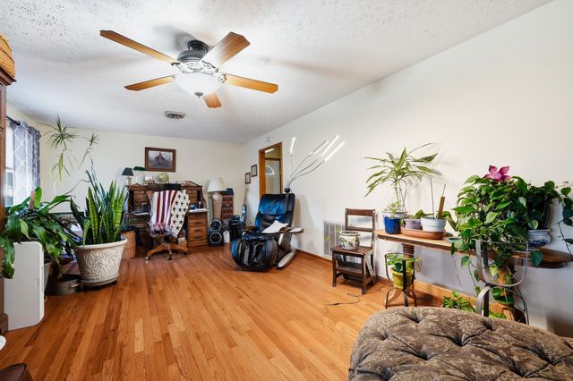 70 Pineview Drive, Huntington, WV 25705