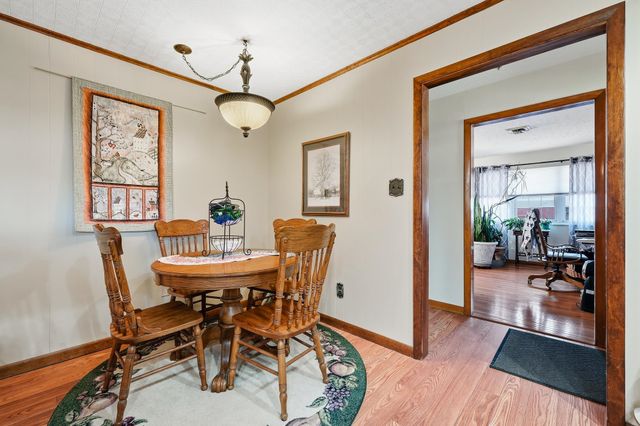 70 Pineview Drive, Huntington, WV 25705