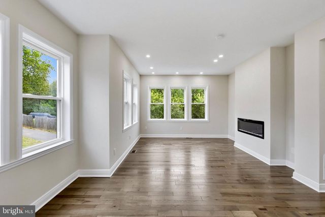1403 GARRISONVILLE RD, Stafford, VA 22556