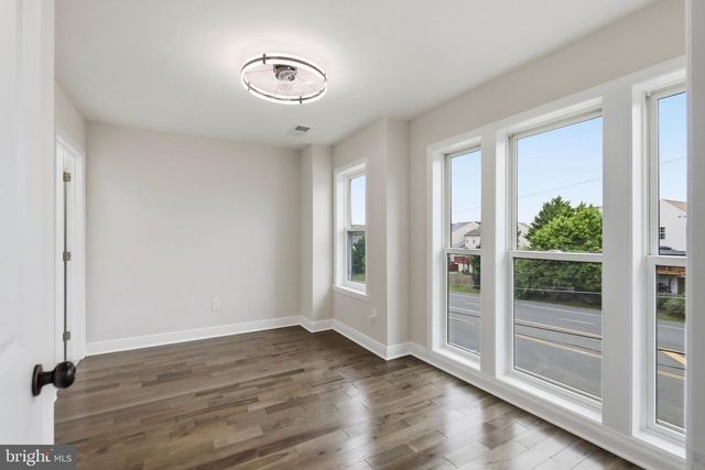 1403 GARRISONVILLE RD, Stafford, VA 22556