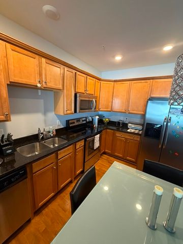 57 Augustus Court 3003, Reading, MA 01867