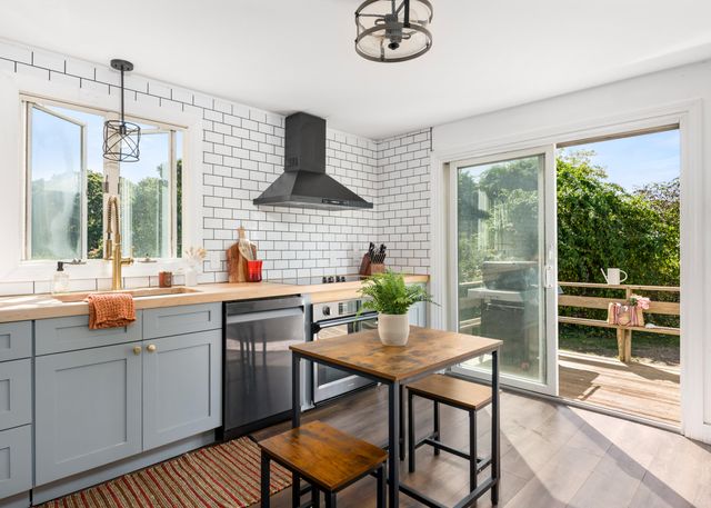 85 Huckleberry Lane, Eastham, MA 02642