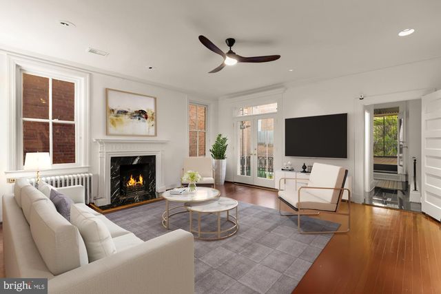 2137 R ST NW, Washington, DC 20008