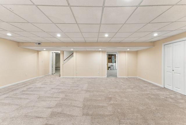 14 Crab Apple Ln 14, Franklin, MA 02038