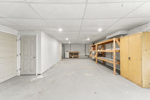 14 Crab Apple Ln 14, Franklin, MA 02038