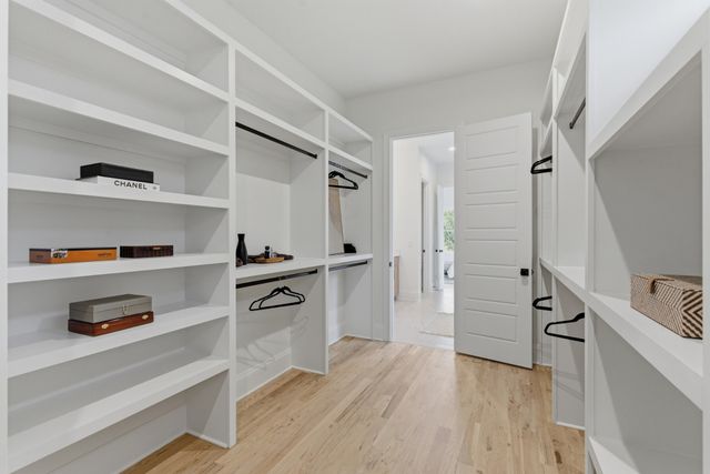 3719 Estes Rd, Nashville, TN 37215