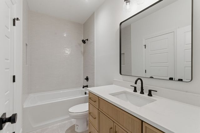 3719 Estes Rd, Nashville, TN 37215