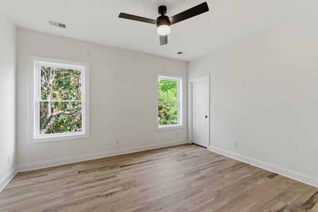 3719 Estes Rd, Nashville, TN 37215