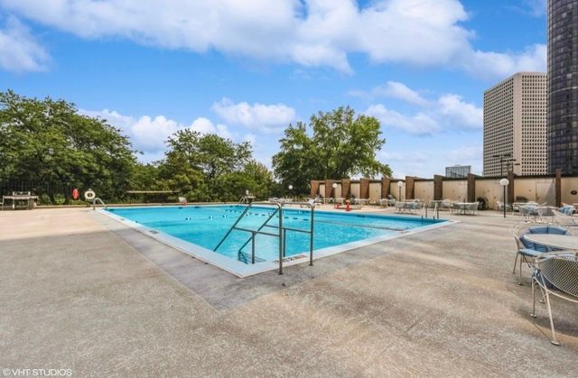 5455 N Sheridan Road 2403, Chicago, IL 60640