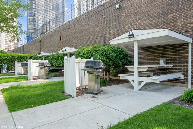 5455 N Sheridan Road 2403, Chicago, IL 60640