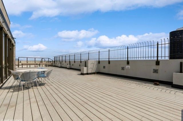 5455 N Sheridan Road 2403, Chicago, IL 60640