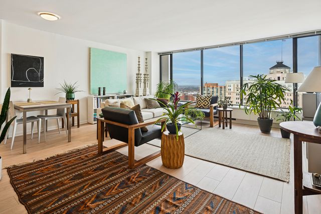 5455 N Sheridan Road 2403, Chicago, IL 60640