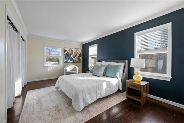 7641 Antioch Road, Overland Park, KS 66204