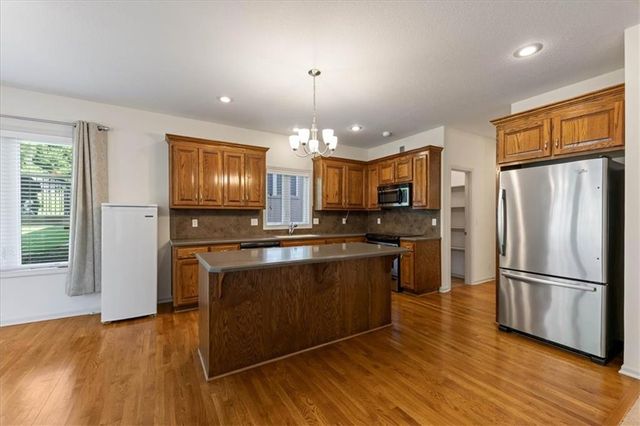 7128 Allman Drive, Shawnee, KS 66217