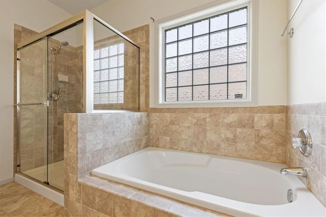 7128 Allman Drive, Shawnee, KS 66217