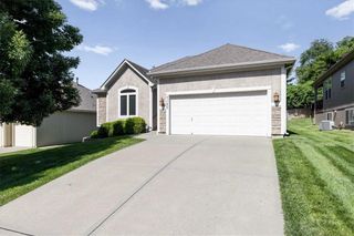 7128 Allman Drive, Shawnee, KS 66217