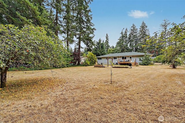 2016 Sycamore Street SE, Lacey, WA 98503