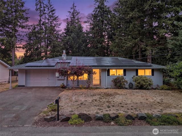2016 Sycamore Street SE, Lacey, WA 98503