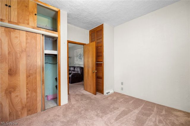 2011 E 31st Street, Lorain, OH 44055