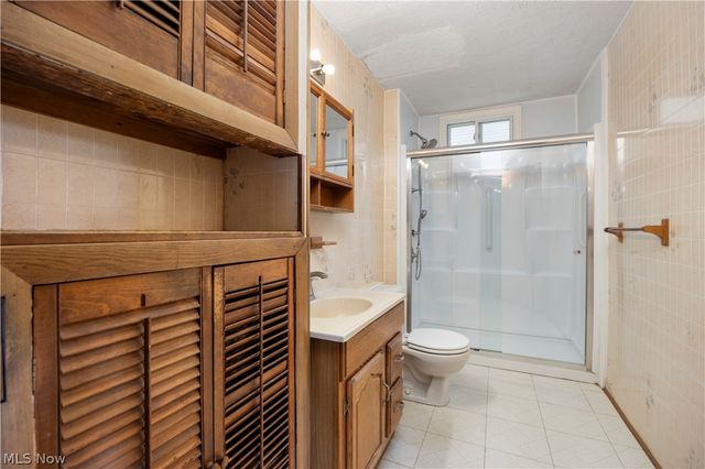2011 E 31st Street, Lorain, OH 44055