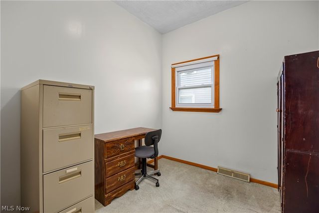 2011 E 31st Street, Lorain, OH 44055