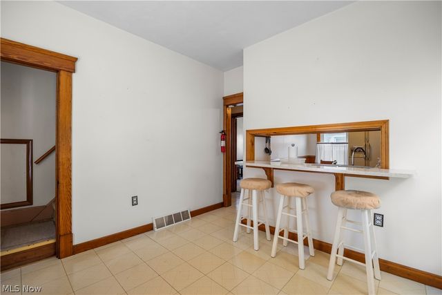 2011 E 31st Street, Lorain, OH 44055
