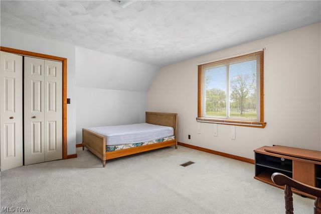 2011 E 31st Street, Lorain, OH 44055