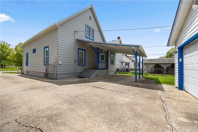 2011 E 31st Street, Lorain, OH 44055