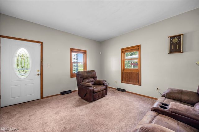 2011 E 31st Street, Lorain, OH 44055