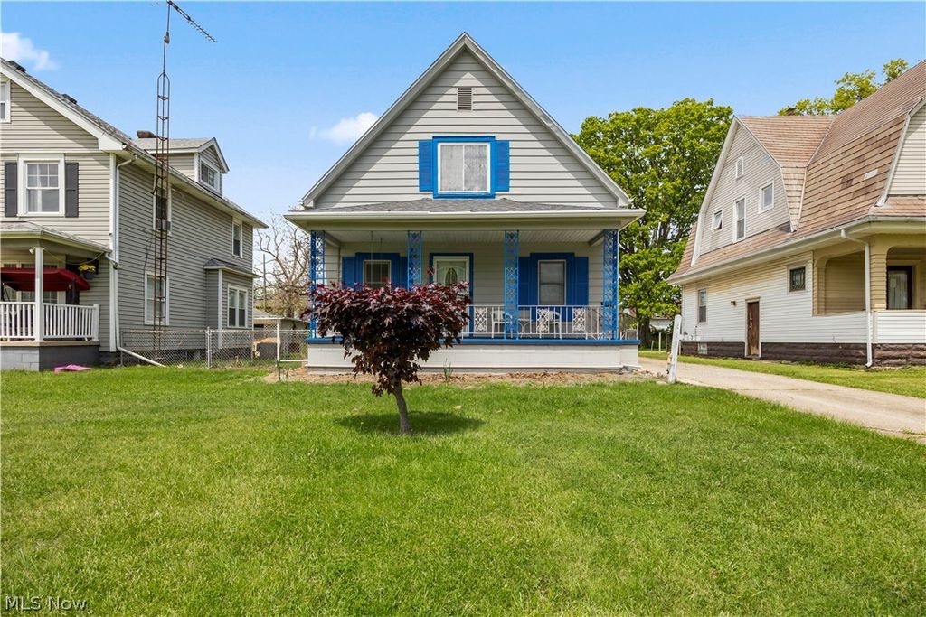 2011 E 31st Street, Lorain, OH 44055