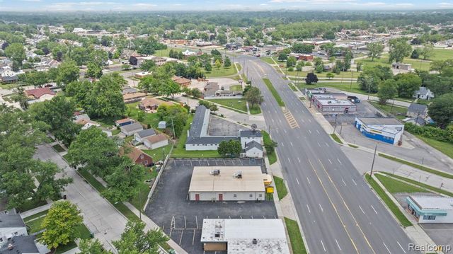 13238 Dix Toledo Road, Southgate, MI 48195
