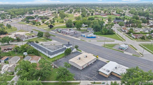 13238 Dix Toledo Road, Southgate, MI 48195