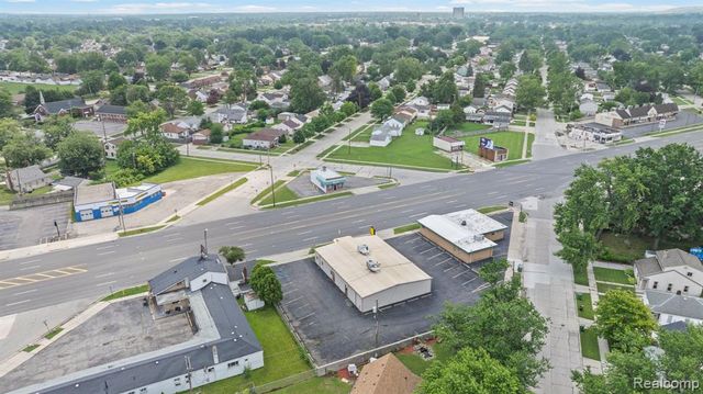 13238 Dix Toledo Road, Southgate, MI 48195