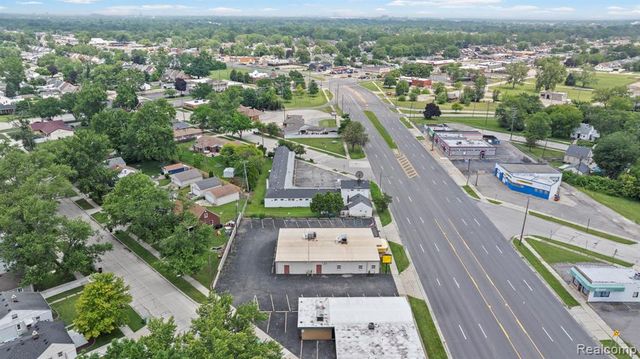 13238 Dix Toledo Road, Southgate, MI 48195