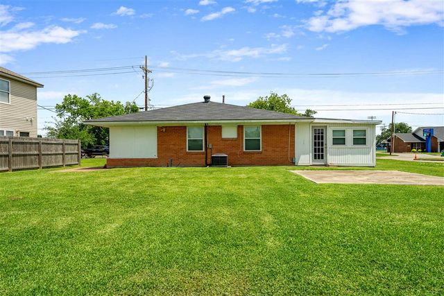 419 Cypress Street, Sulphur, LA 70663