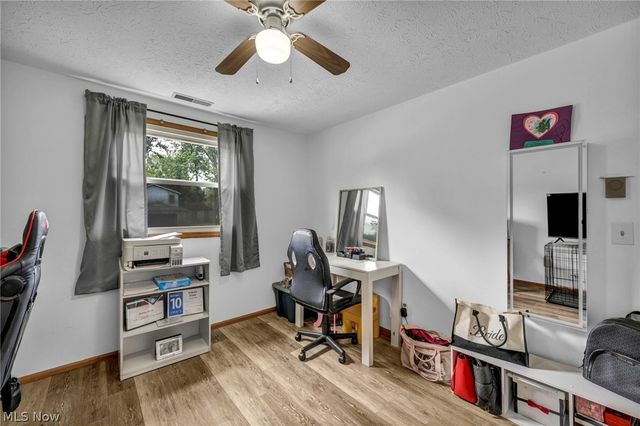 4425 Queen Anne Avenue, Lorain, OH 44052