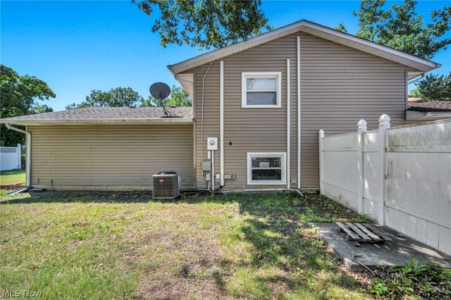 4425 Queen Anne Avenue, Lorain, OH 44052