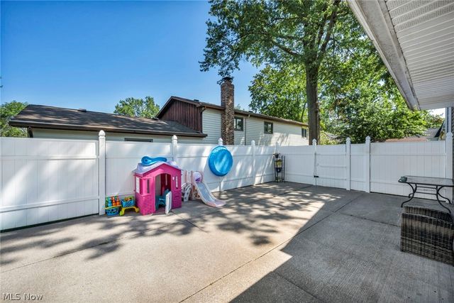 4425 Queen Anne Avenue, Lorain, OH 44052