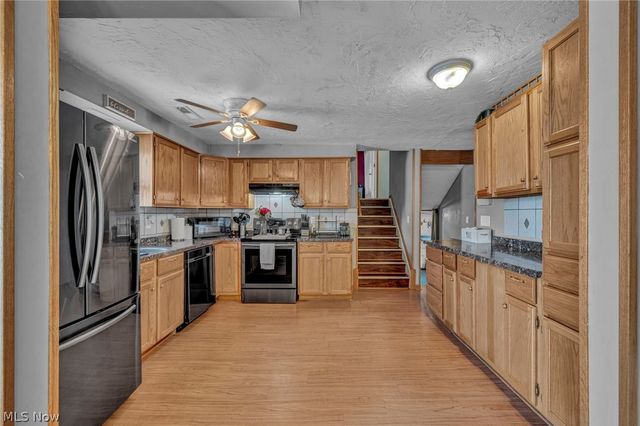 4425 Queen Anne Avenue, Lorain, OH 44052