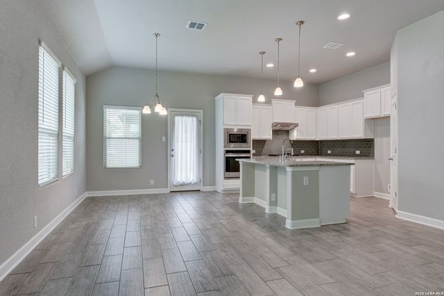 515 Scenic Song Dr., Spring Branch, TX 78070